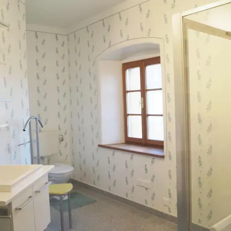 Apartament Vulcania - Idyllisches Gaestehaus Mit Pool
